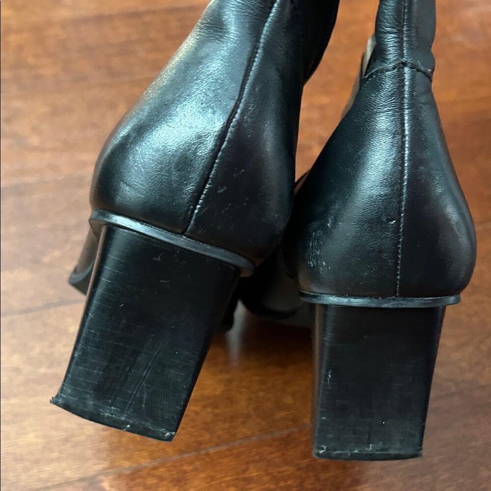 Caressa Sleek Retro 90s Black Leather Heeled Boots with Square Toes, Size 6 - Picture 10 of 16